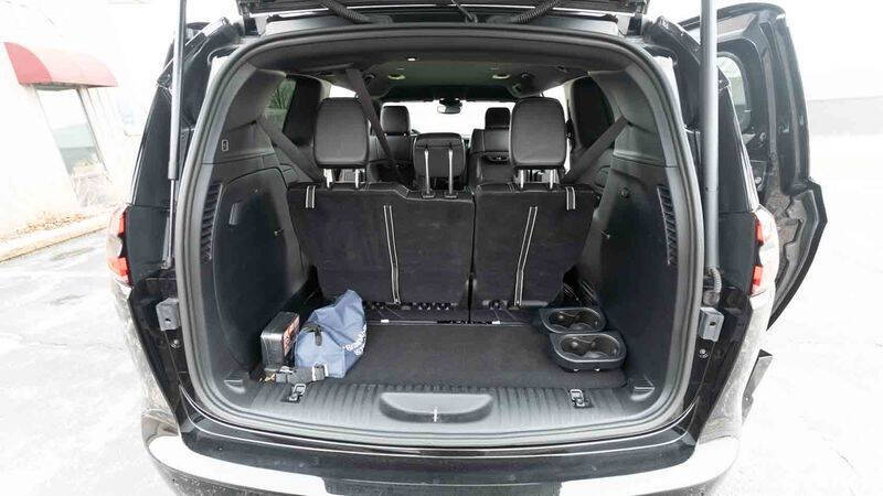 2025 Chrysler Pacifica Select
