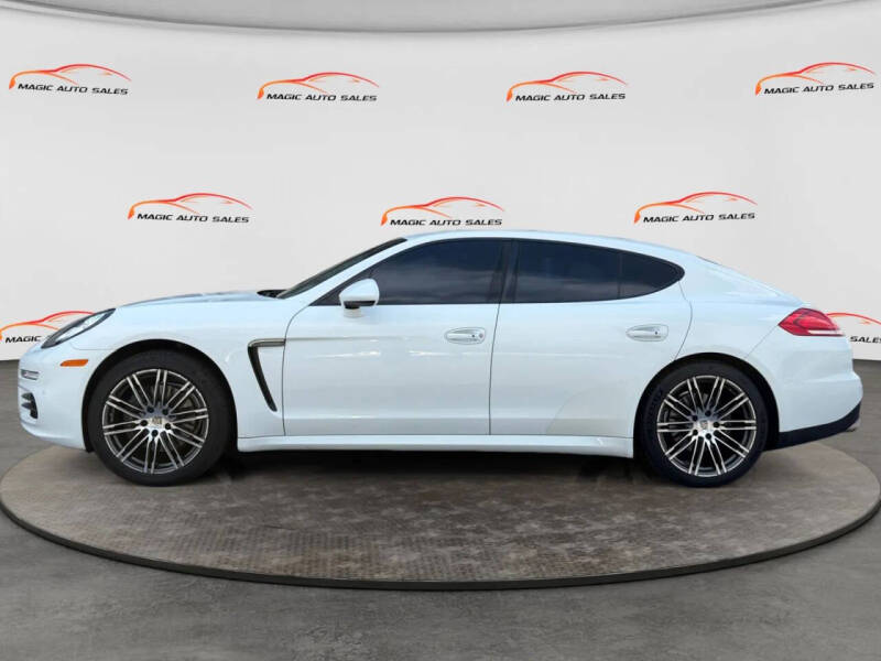 2015 Porsche Panamera