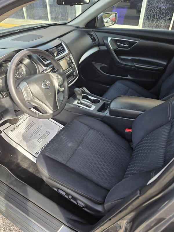 2017 Nissan Altima 2.5 SV