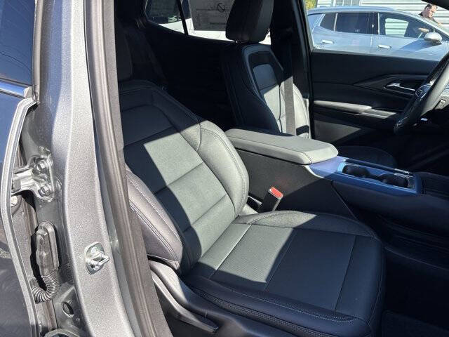 2026 Chevrolet Equinox EV LT 2