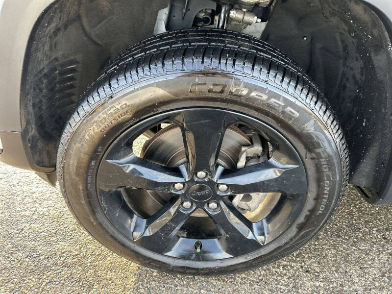 2022 Jeep Grand Cherokee L Altitude