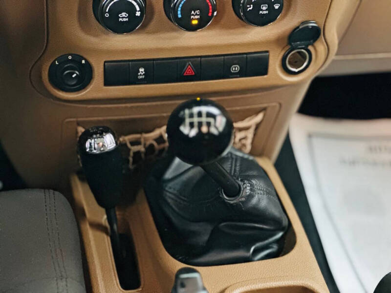 2012 Jeep Wrangler Unlimited Sahara