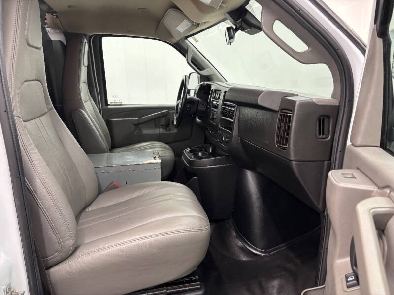 2020 Chevrolet Express 3500