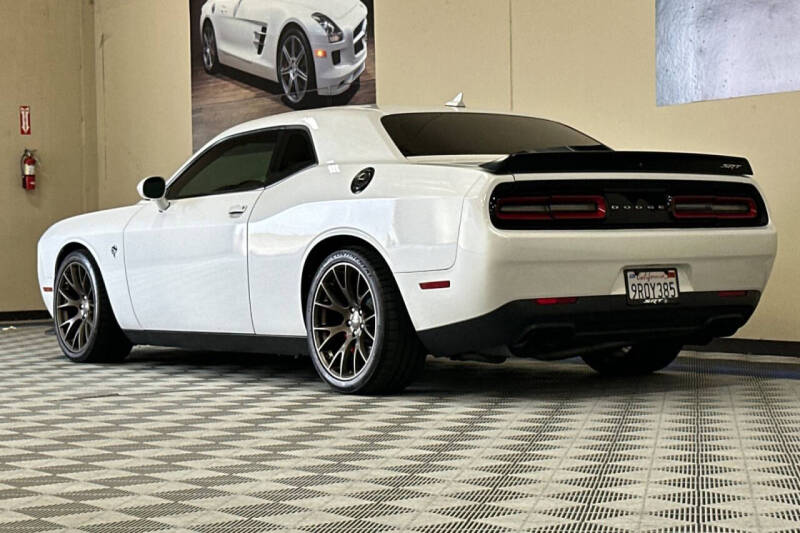 2015 Dodge Challenger SRT Hellcat