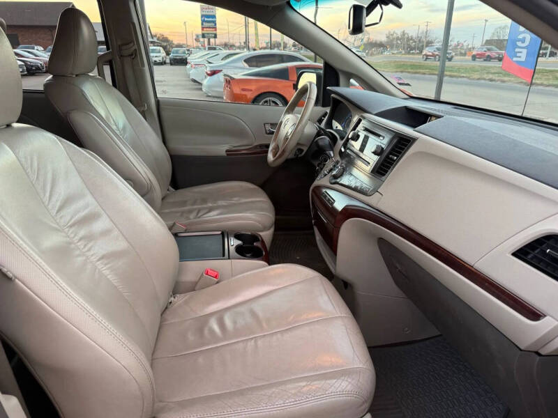 2011 Toyota Sienna Limited 7-Passenger