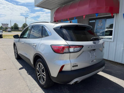 2020 Ford Escape SEL