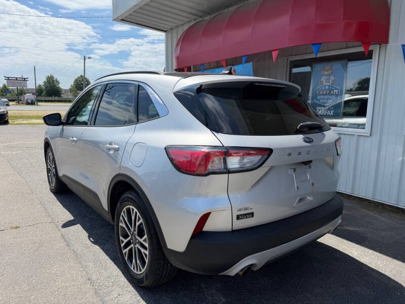 2020 Ford Escape SEL