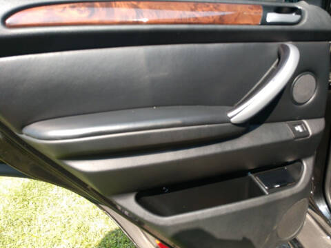 2006 BMW X5 4.8is