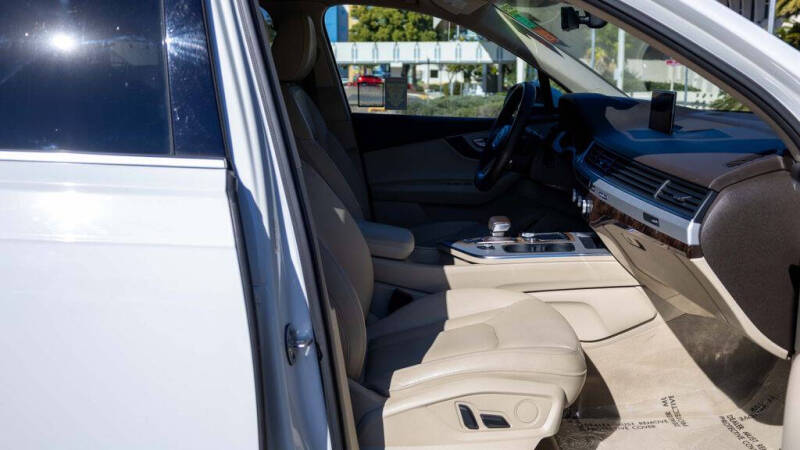 2018 Audi Q7 2.0T quattro Premium Plus