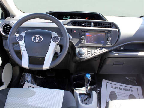 2014 Toyota Prius c