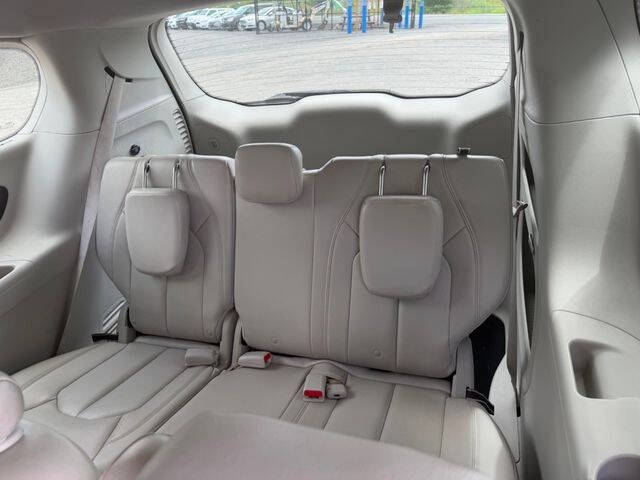 2017 Chrysler Pacifica Touring Plus