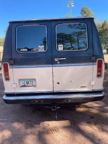 1987 Ford E-150 XLT