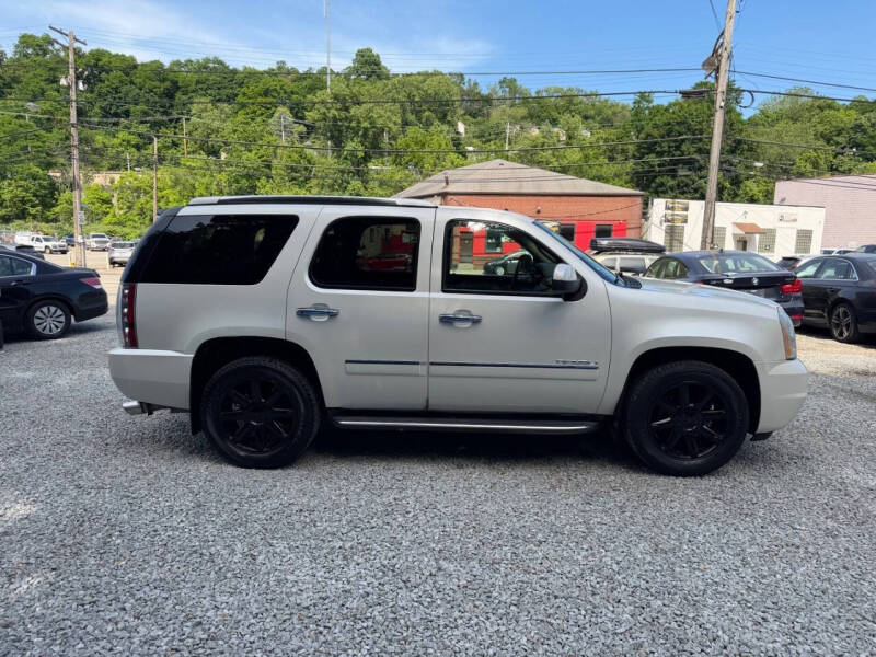 2011 GMC Yukon Denali