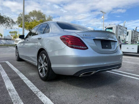 2016 Mercedes-Benz C-Class