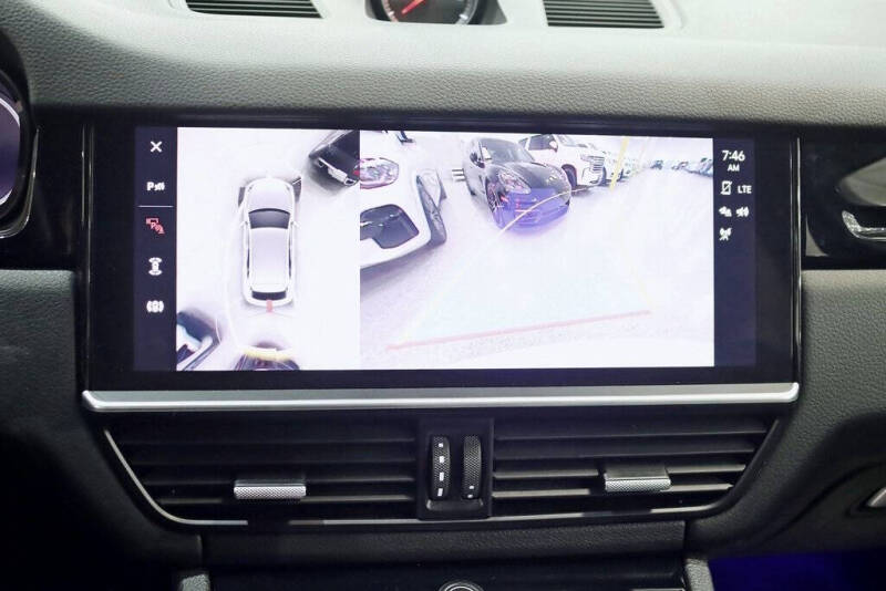 2022 Porsche Cayenne