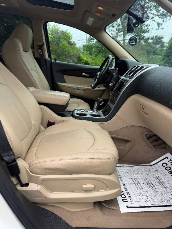 2011 GMC Acadia SLT-1