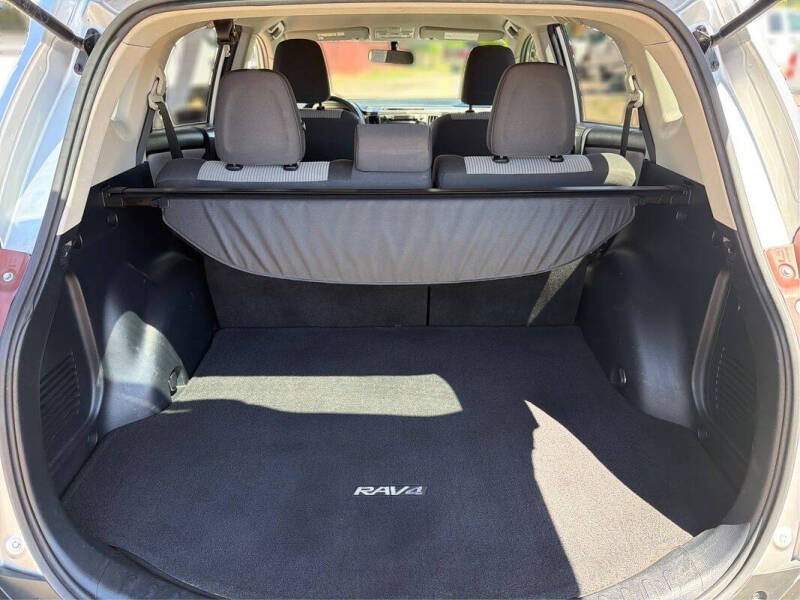 2014 Toyota RAV4 LE