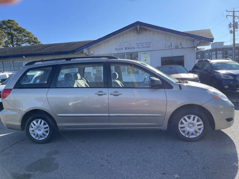 2008 Toyota Sienna CE 8-Passenger