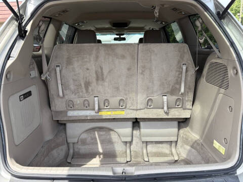 2005 Toyota Sienna