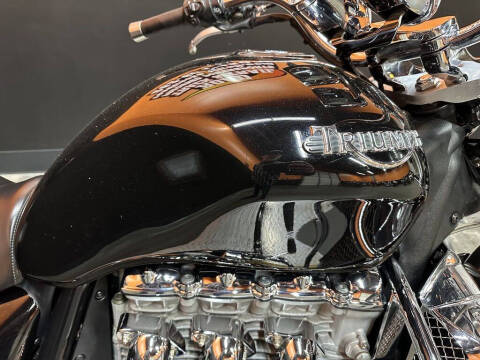 2005 Triumph Rocket III