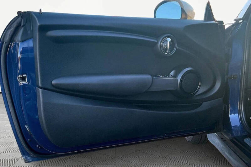 2015 MINI Hardtop 2 Door Cooper