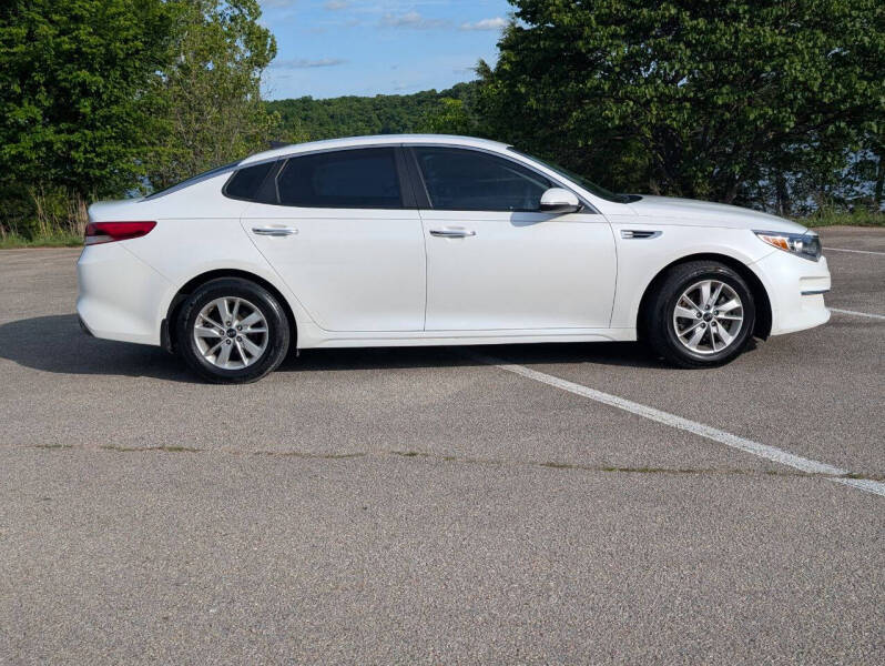 2016 Kia Optima LX
