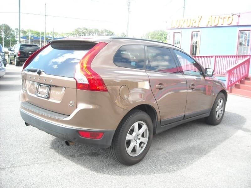 2010 Volvo XC60 for sale at Luxury Auto Sales, Inc in Norfolk, VA