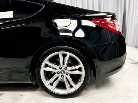 2011 Hyundai Genesis Coupe 3.8L R-Spec