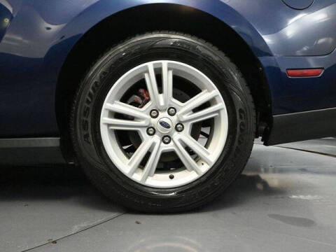 2012 Ford Mustang V6