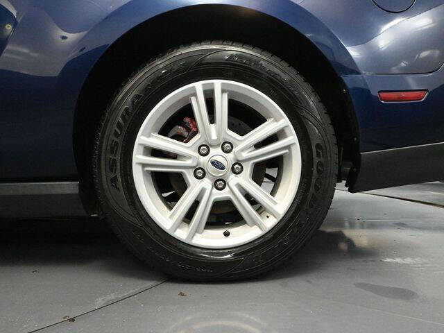 2012 Ford Mustang V6