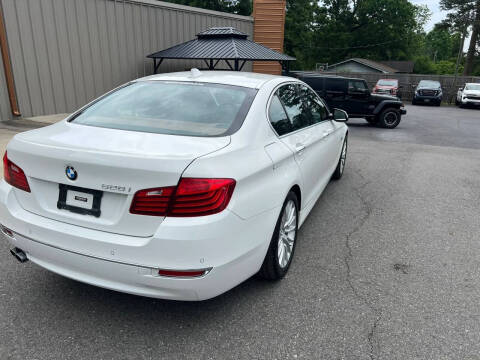 2015 BMW 5 Series 528i
