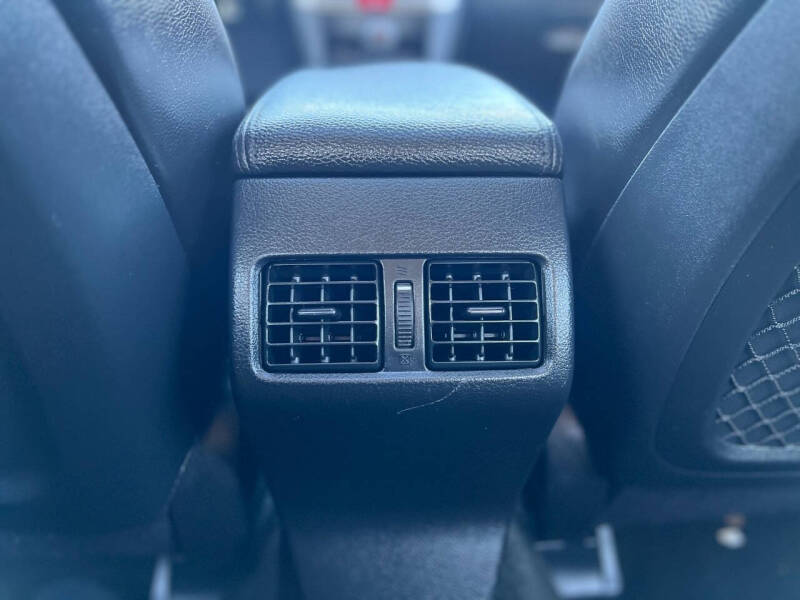 2013 Subaru Legacy 2.5i Limited