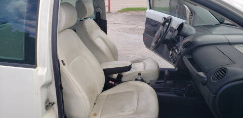 2008 Volkswagen New Beetle Triple White