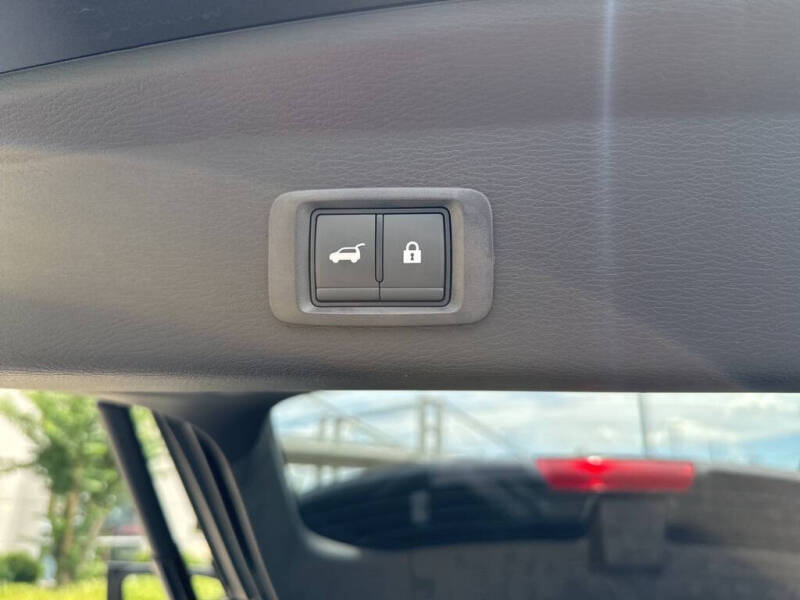 2025 Mitsubishi Outlander SEL Platinum Edition