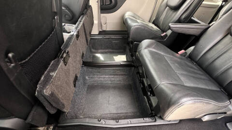 2014 Chrysler Town and Country Touring