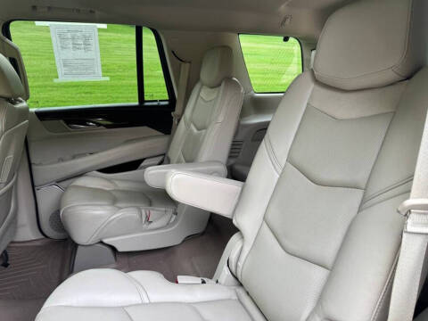 2020 Cadillac Escalade Luxury