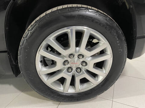 2016 GMC Acadia Denali