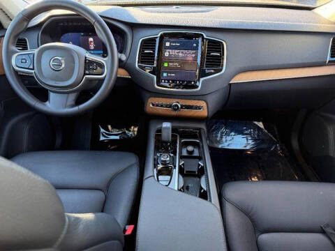 2024 Volvo XC90 B6 Plus Bright Theme 7P