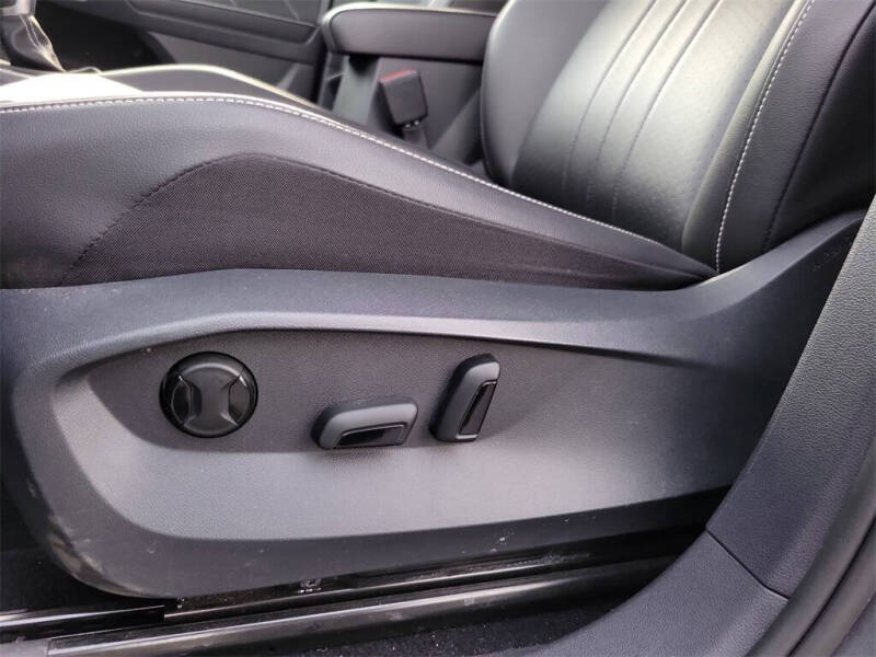 2022 Volkswagen Tiguan SE 4Motion