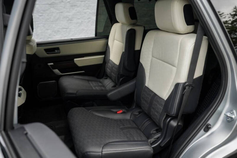 2024 Toyota Sequoia Capstone