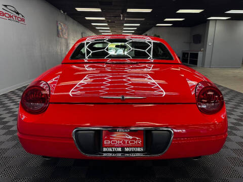 2002 Ford Thunderbird Deluxe