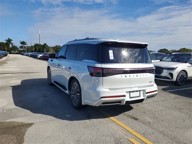 2026 Infiniti QX80 Luxe