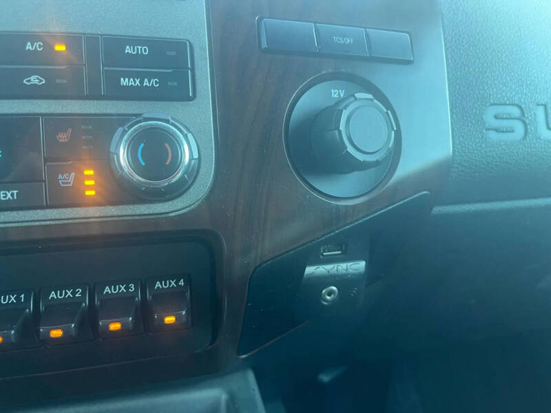 2011 Ford F-350 Super Duty Lariat