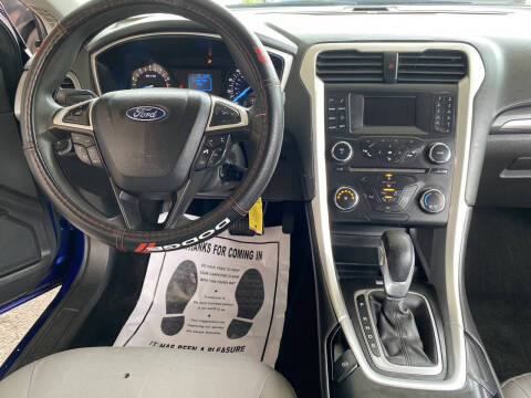 2013 Ford Fusion S