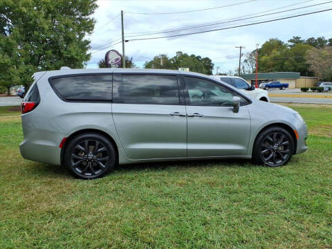 2019 Chrysler Pacifica Touring Plus