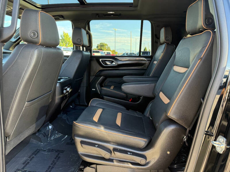 2021 GMC Yukon XL AT4