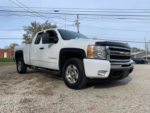 2011 Chevrolet Silverado 1500 for sale at MEDINA WHOLESALE LLC in Wadsworth OH
