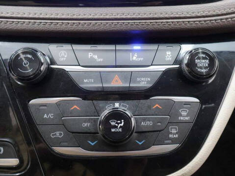 2021 Chrysler Pacifica Touring