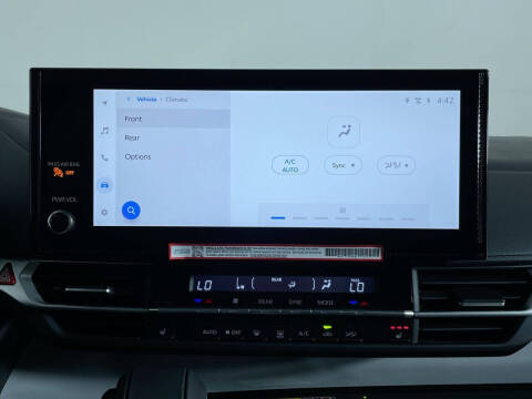 2025 Toyota Sienna XLE 7-Passenger