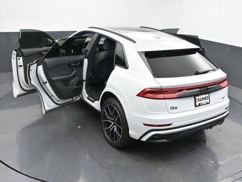 2022 Audi Q8 quattro Premium Plus 55 TFSI